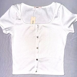 Francesca's Size Medium White Cropped Button-Up Top (Brand New with Tag)